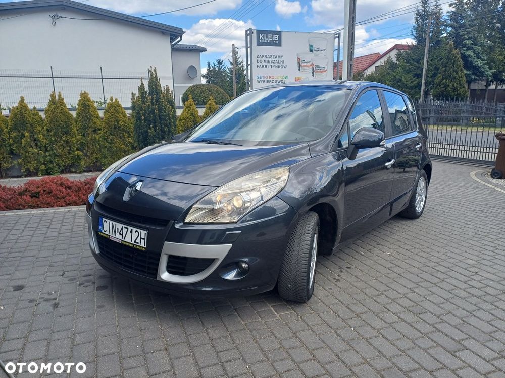 Renault Scenic 1.6 16V 110 TomTom Edition - 1