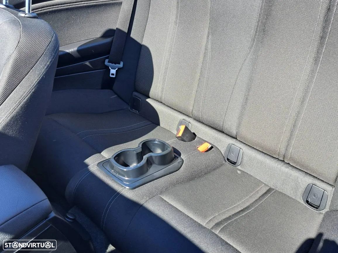 BMW 218 d Cabrio Line Sport Auto - 9