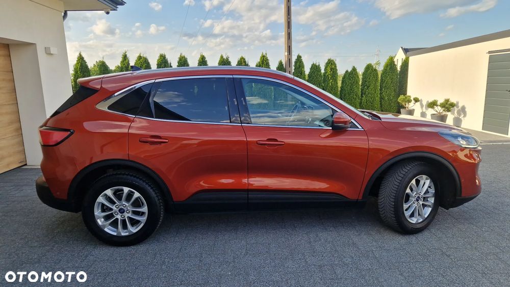 Ford Kuga 1.5 EcoBoost TITANIUM - 33