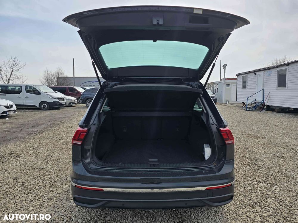 Volkswagen Tiguan - 7