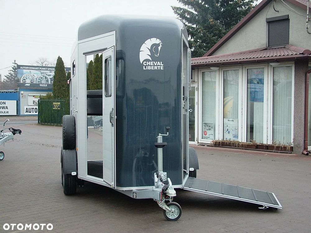 Debon Przyczepa Gold Touring do przewozu koni Aluminiowa Cheval Liberte Debon - 7