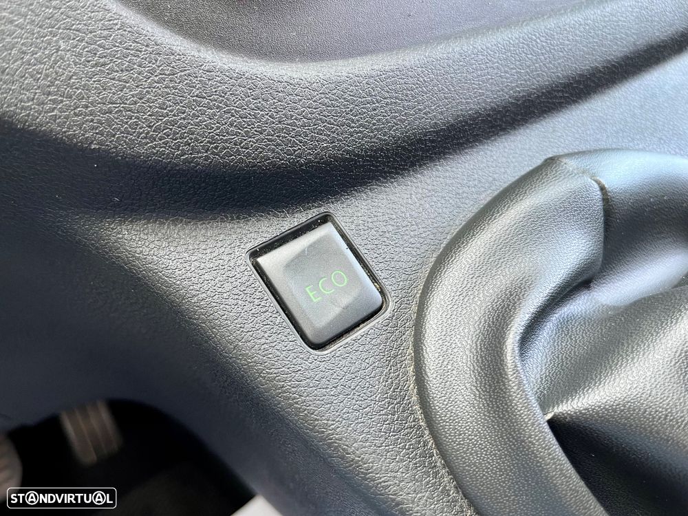 Fiat Talento Versão Longa - 31