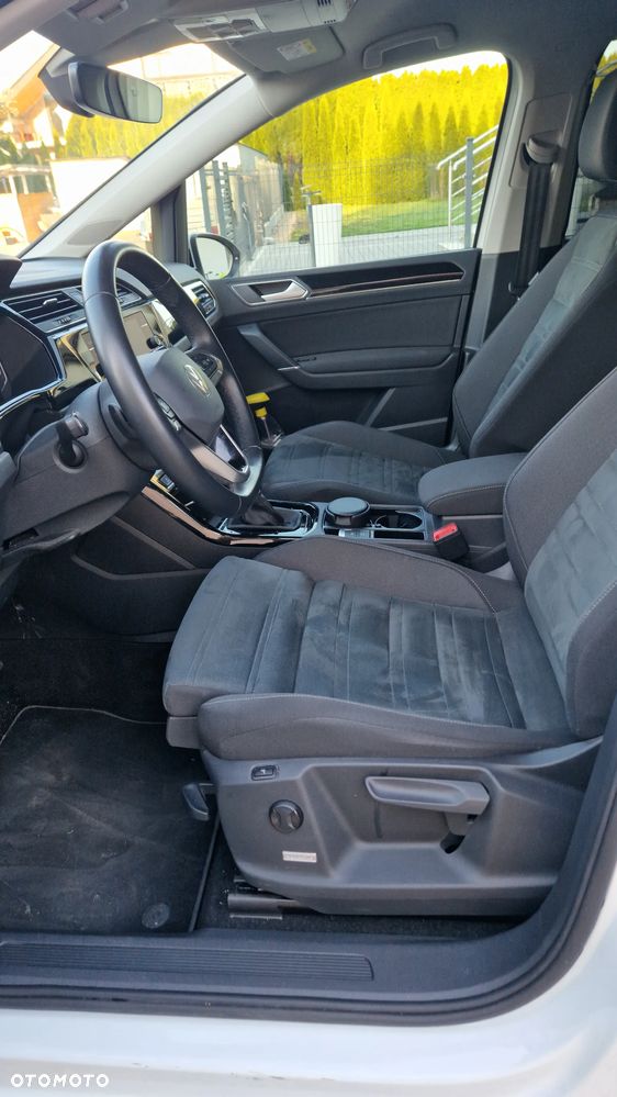 Volkswagen Touran 1.5 TSI EVO Highline DSG - 9