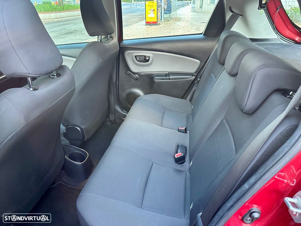 Toyota Yaris 1.0 VVT-i ACtive - 6