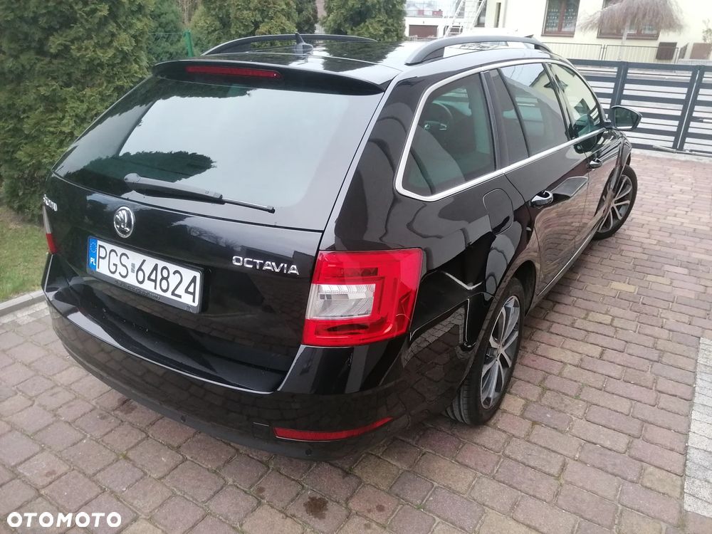 Skoda Octavia 2.0 TDI DSG Edition - 3