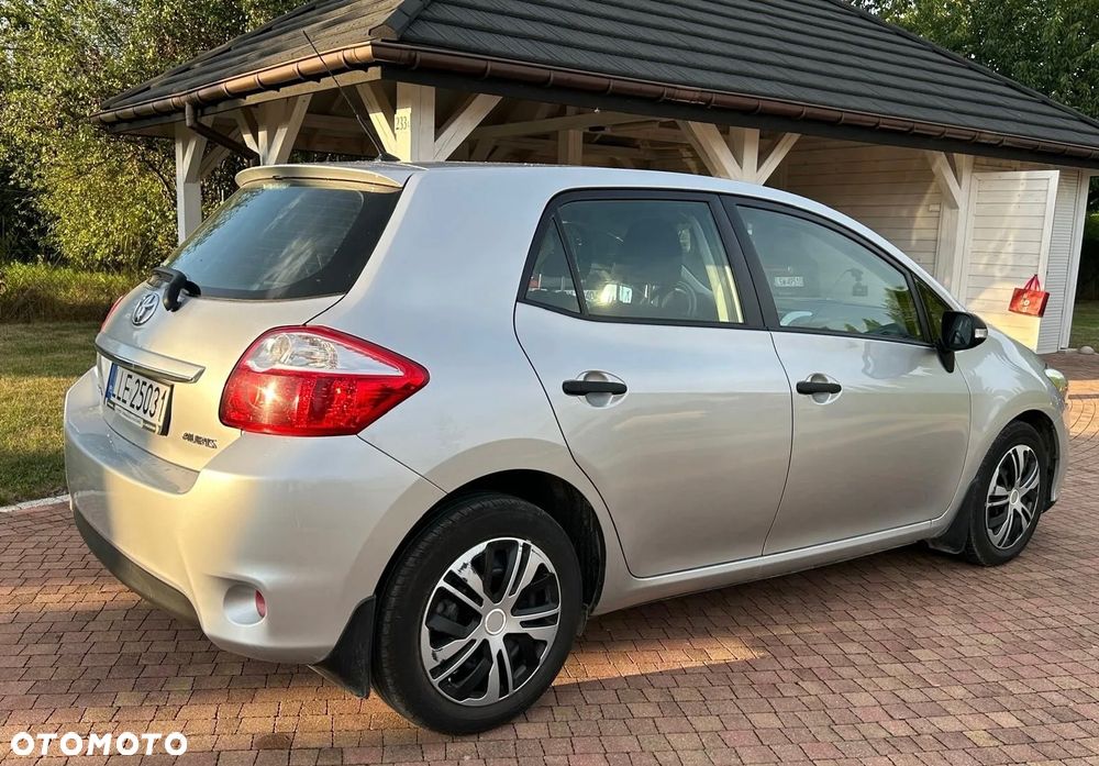 Toyota Auris - 9