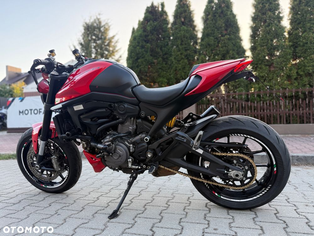 Ducati Monster - 13
