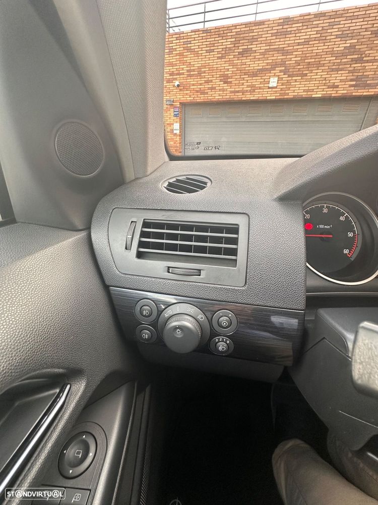 Opel Astra 1.7 CDTI Elegance - 19