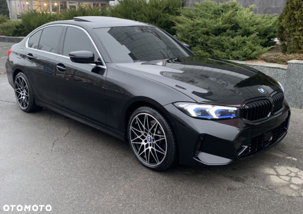 BMW Seria 3 330i xDrive Luxury Line - 5