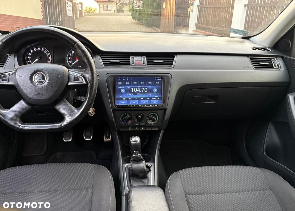 Skoda RAPID 1.6 TDI DPF Ambition - 11