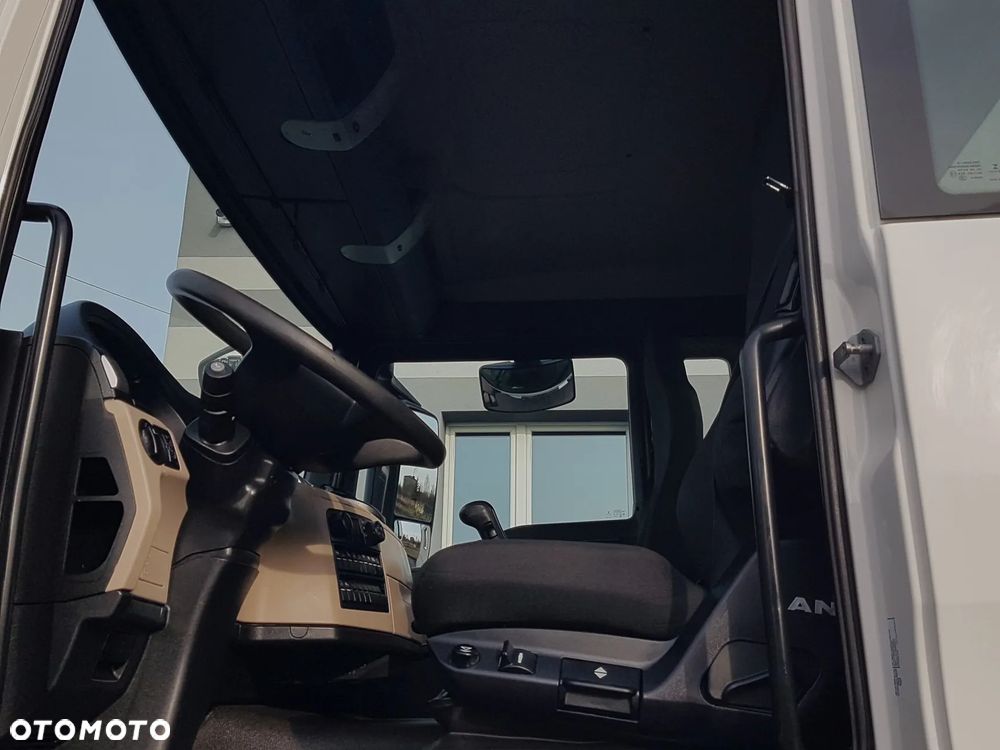 MAN TGS 26.420 E6 HAKOWIEC HS20 6x2 3-OSIE - 28