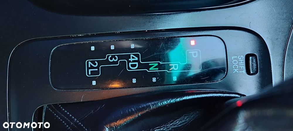 Toyota Land Cruiser - 19