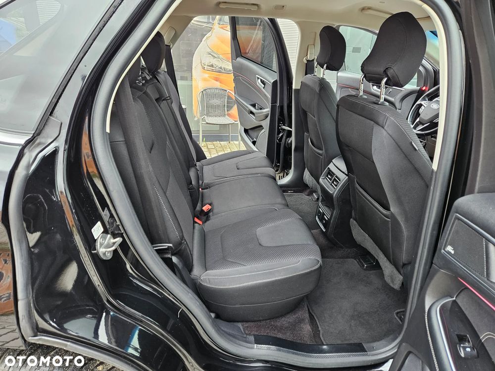 Ford Edge 2.0 TDCi Bi-Turbo 4x4 Titanium - 18