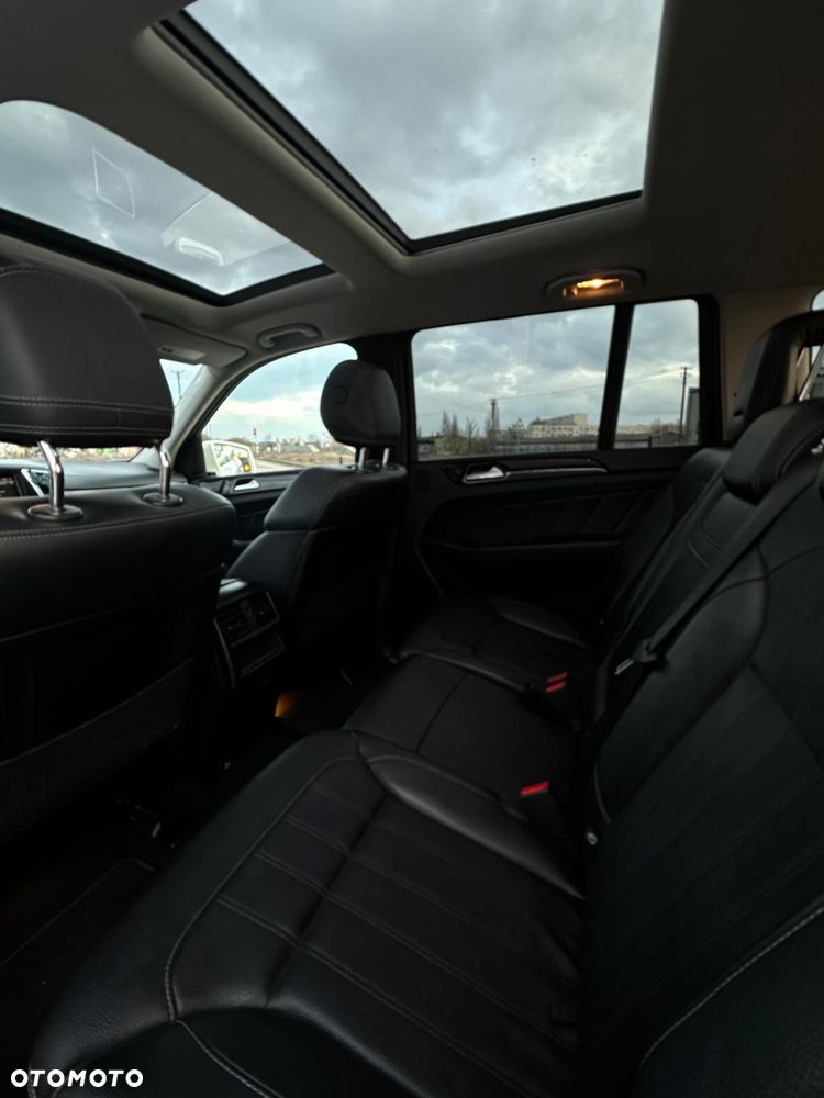 Mercedes-Benz GL - 9