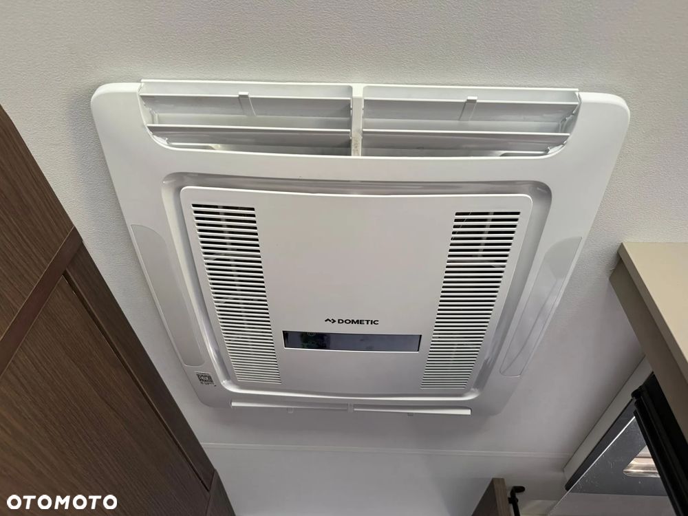 Adria Supersonic 890 LC - 16