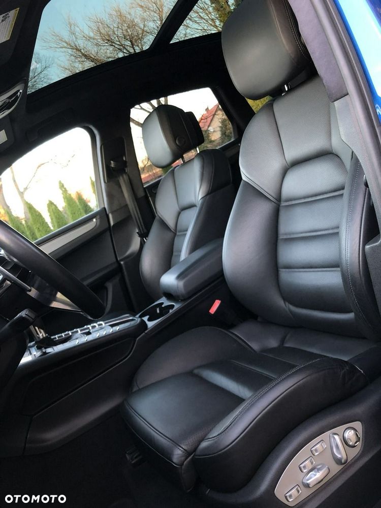 Porsche Macan - 9