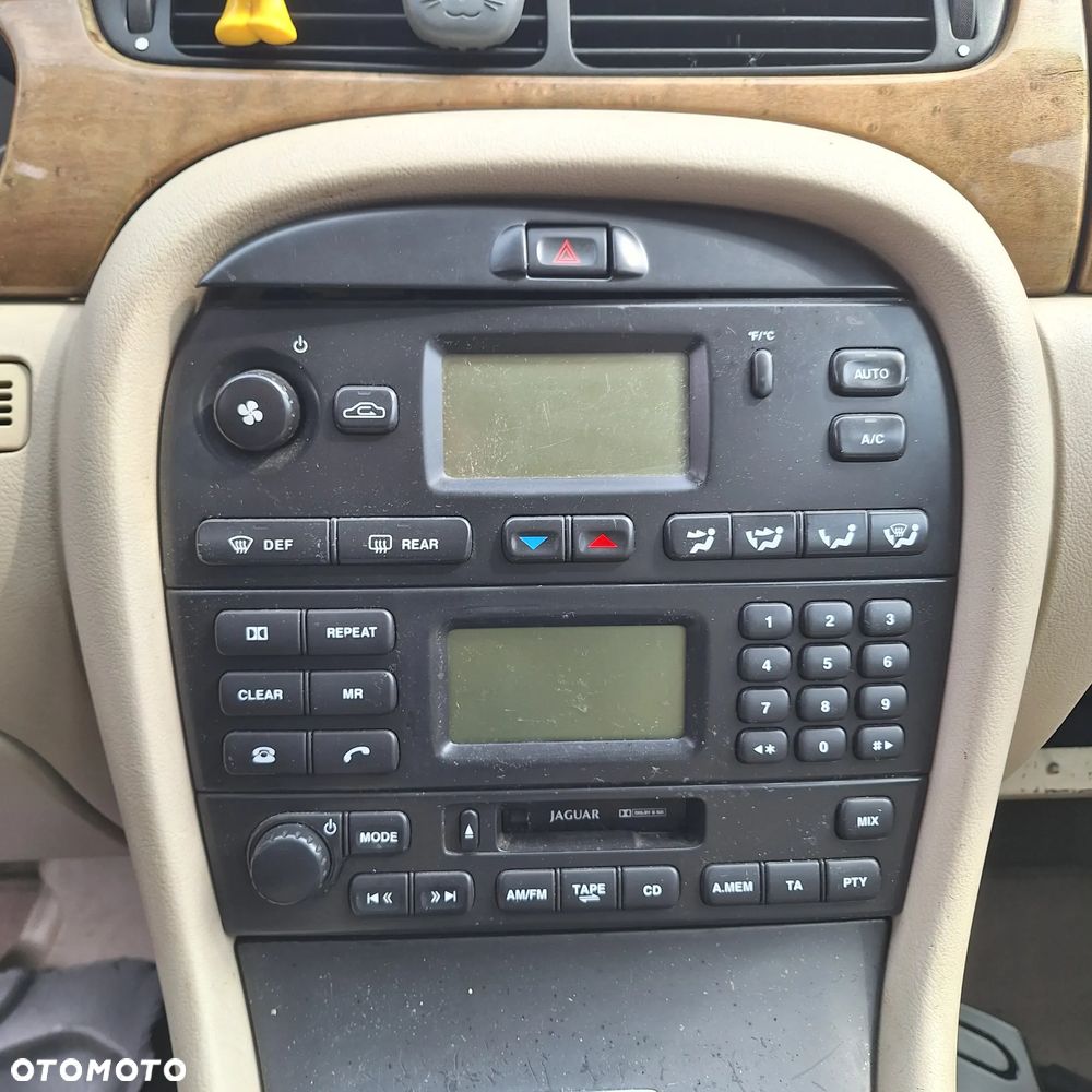 RADIO JAGUAR X-TYPE - 1