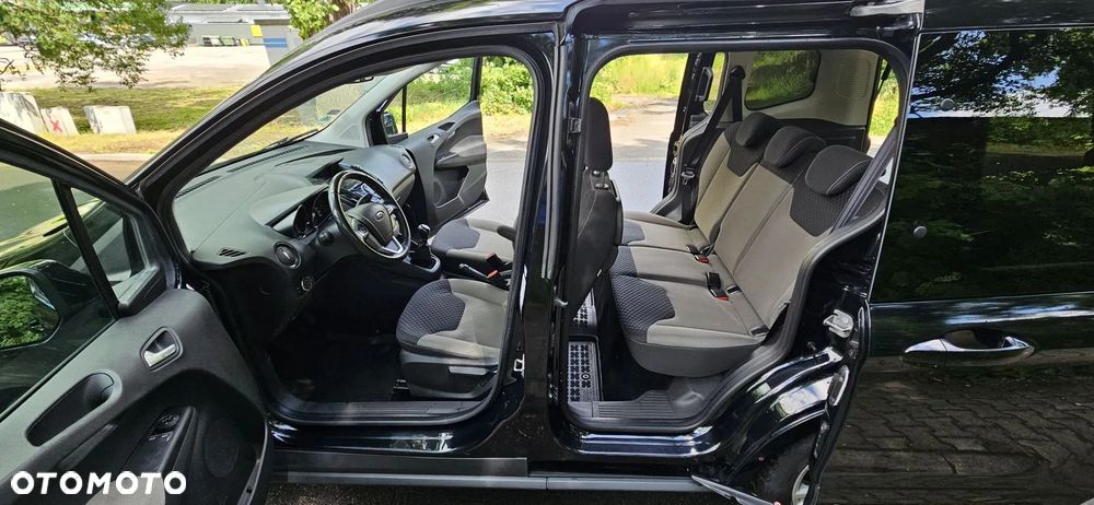 Ford Tourneo Courier 1.0 EcoBoost S&S Ambiente - 12