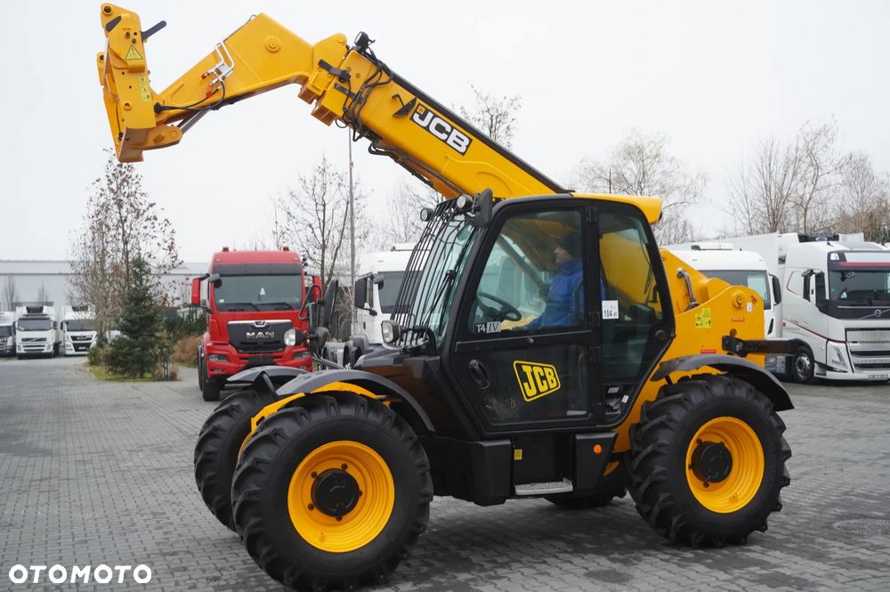 JCB 535-95 / 3,5 t / zasięg 9,5 m / joystick - 9