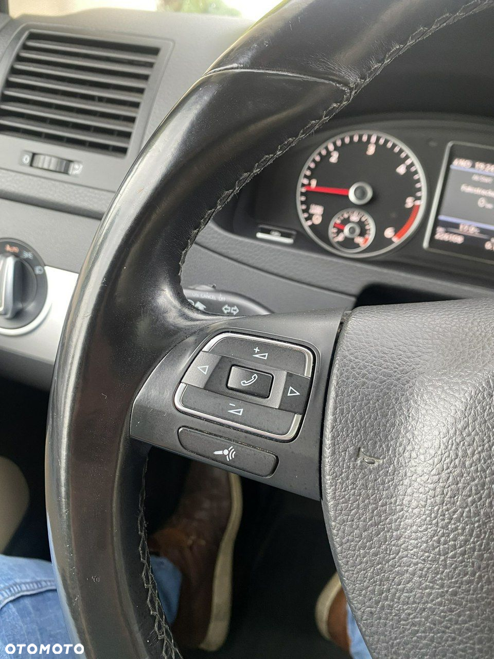 Volkswagen Multivan - 22