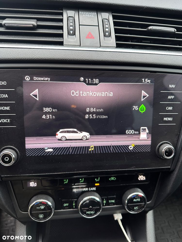Skoda Octavia Scout 2.0 TDI 4x4 DSG - 16