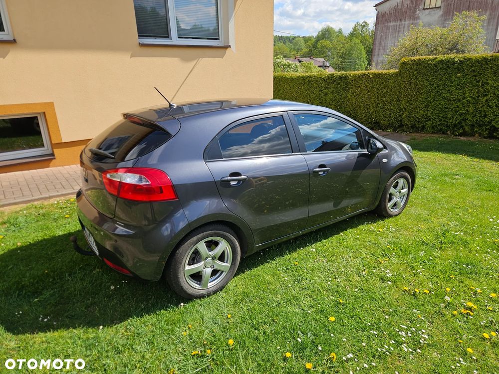 Kia Rio 1.4 M - 2