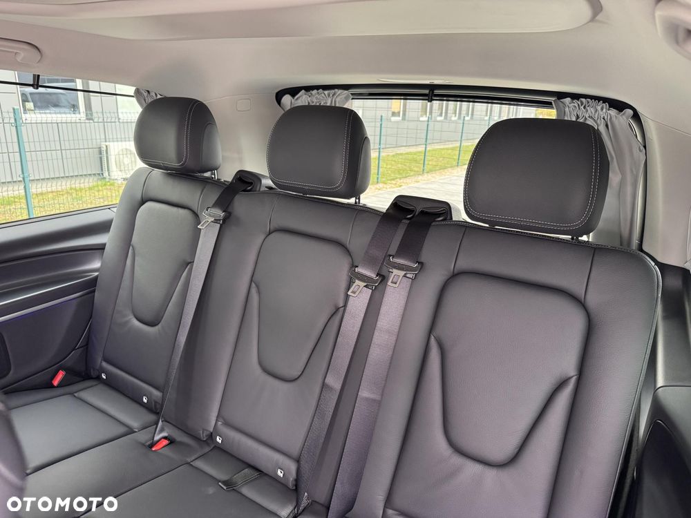 Mercedes-Benz Klasa V - 13