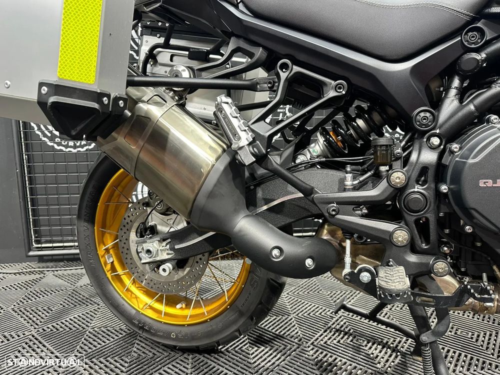 QJ Motor SRT 900SX - 5