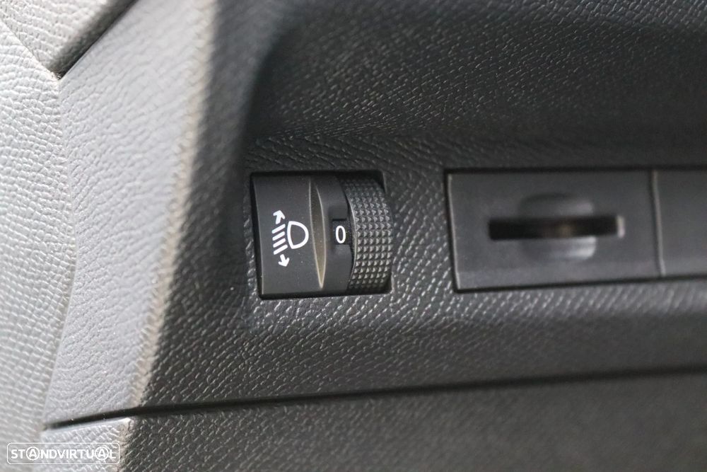 Peugeot 308 SW 1.2 PureTech Allure EAT8 - 20