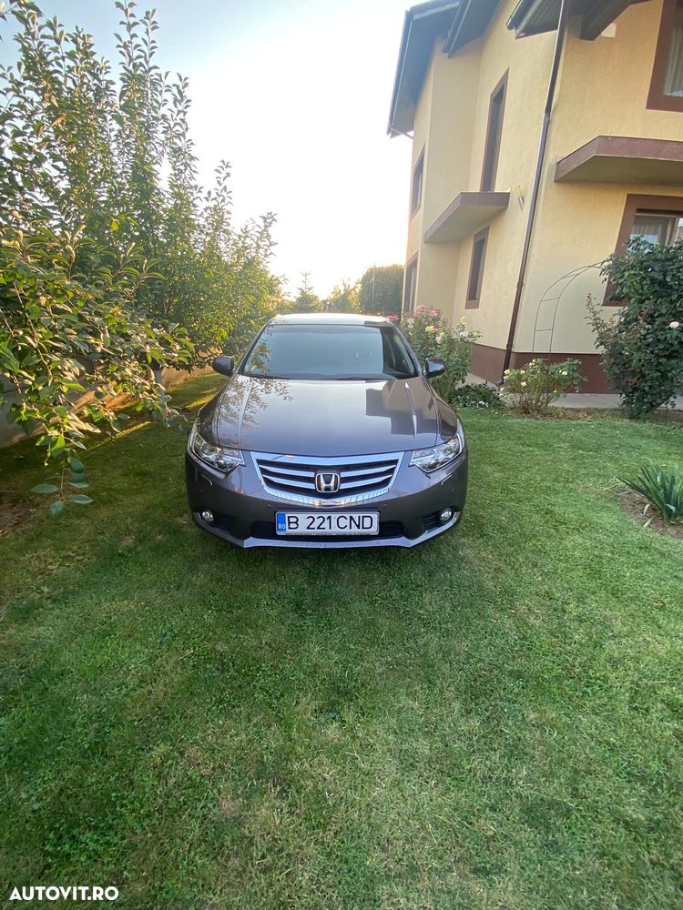 Honda Accord - 1