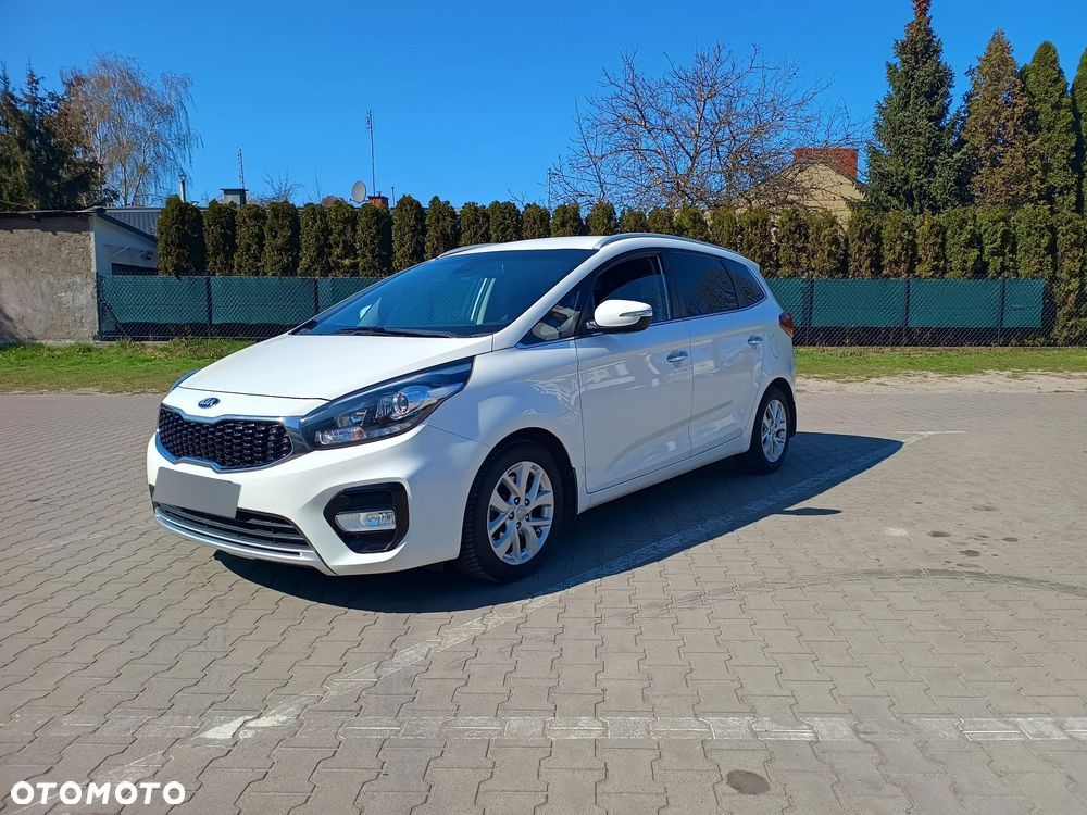 Kia Carens 1.7 CRDi L - 1