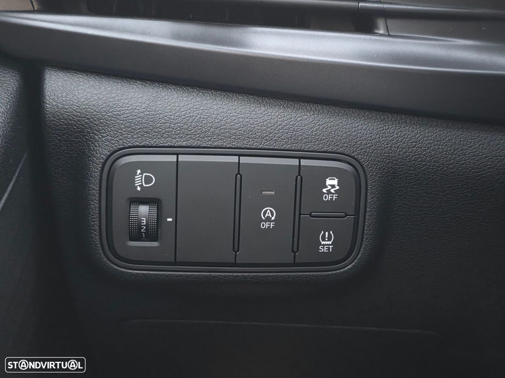 Hyundai Bayon 1.0 T-GDI Premium (TT) DCT - 17