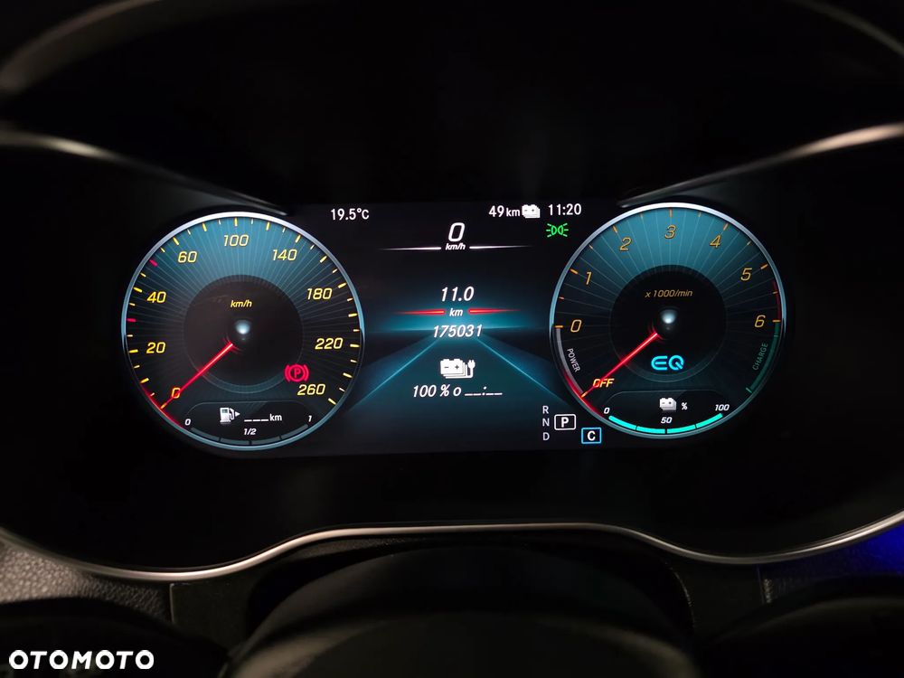 Mercedes-Benz GLC 300 d 4Matic 9G-TRONIC AMG Line Plus - 21