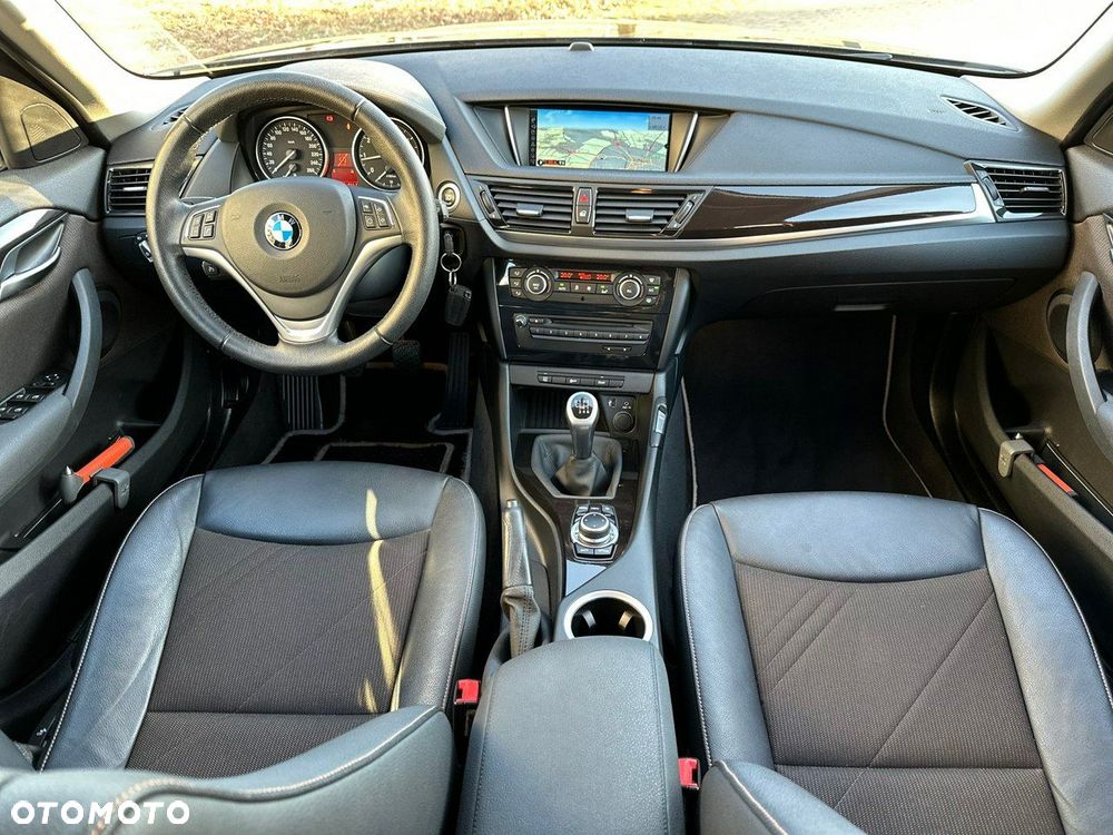 BMW X1 xDrive20i xLine - 6