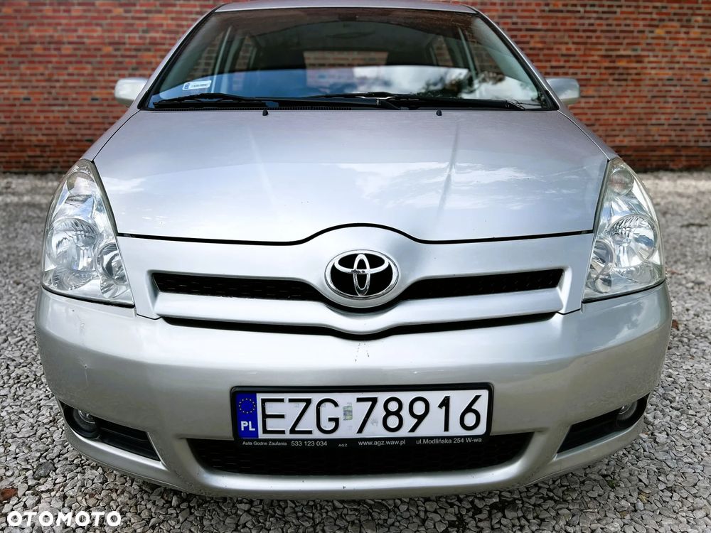 Toyota Corolla Verso - 39