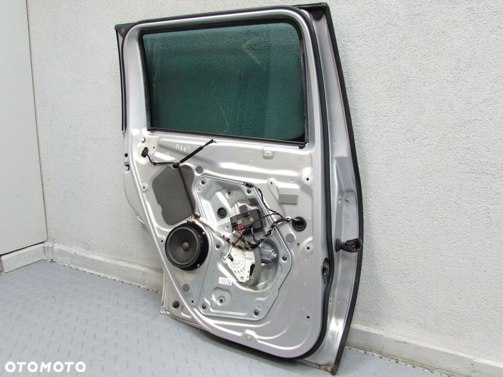 SKODA YETI LIFT 12-17 DRZWI TYL LEWA STRONA KOMPLETNE Z SZYBA ZAMKIEM LA7W - 7
