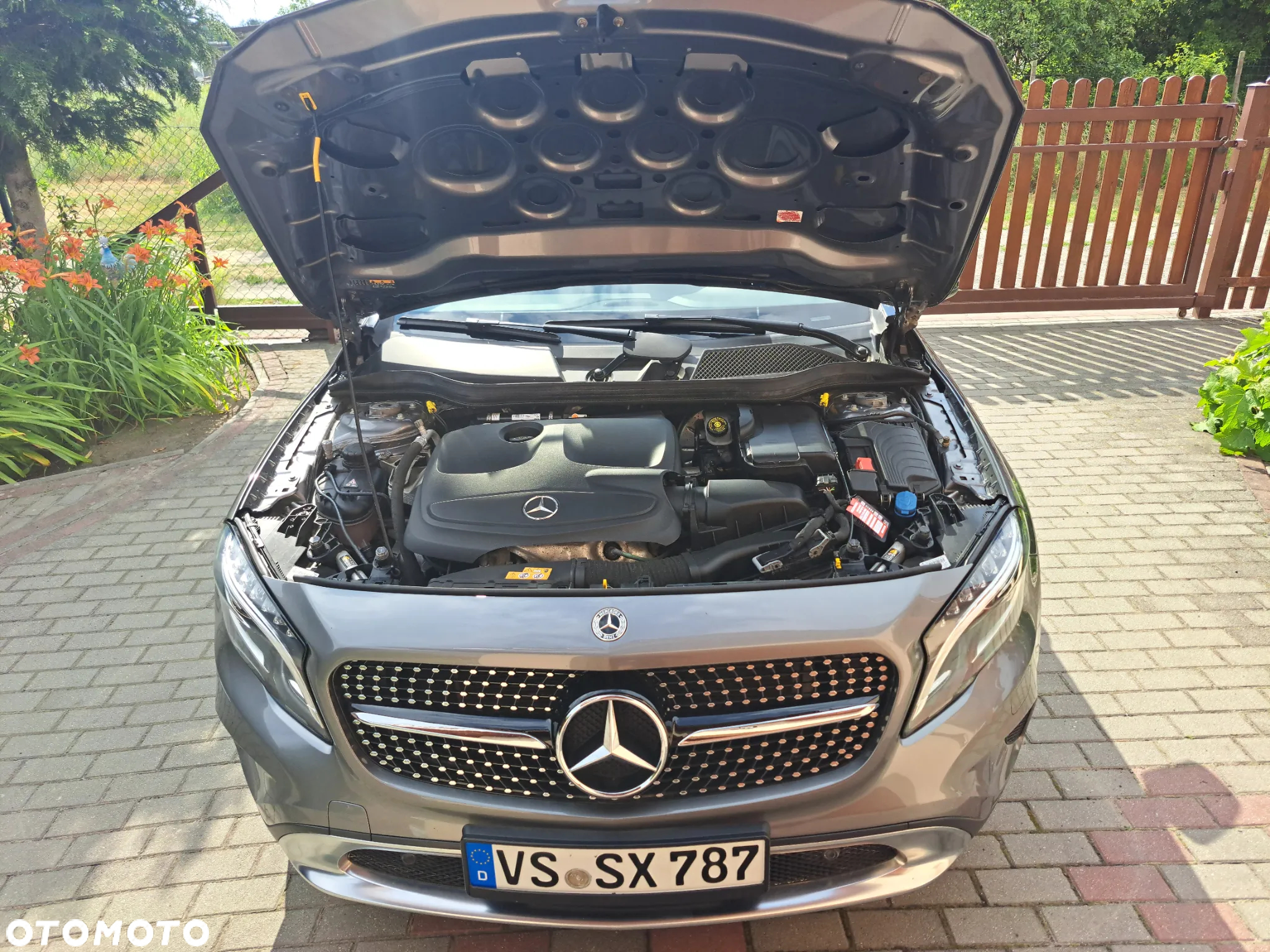 Mercedes-Benz GLA 180 UrbanStyle Edition - 25