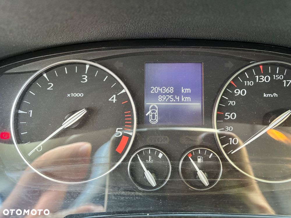 Renault Laguna Grandtour dCi 150 FAP Start-Stop Limited - 16