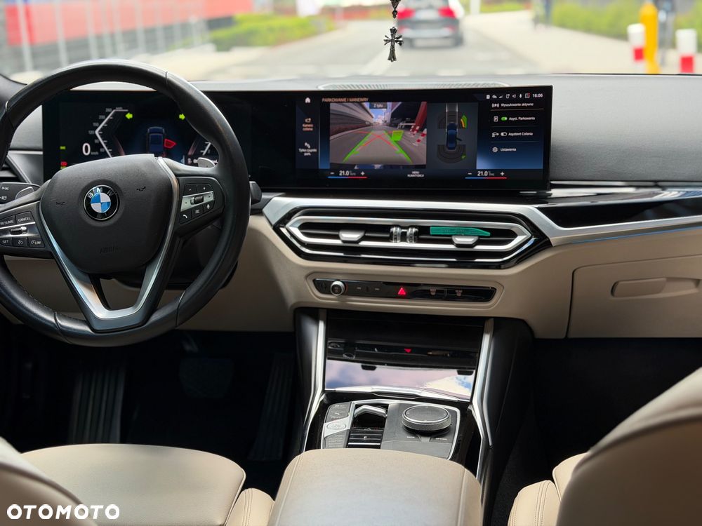 BMW Seria 3 318i - 9