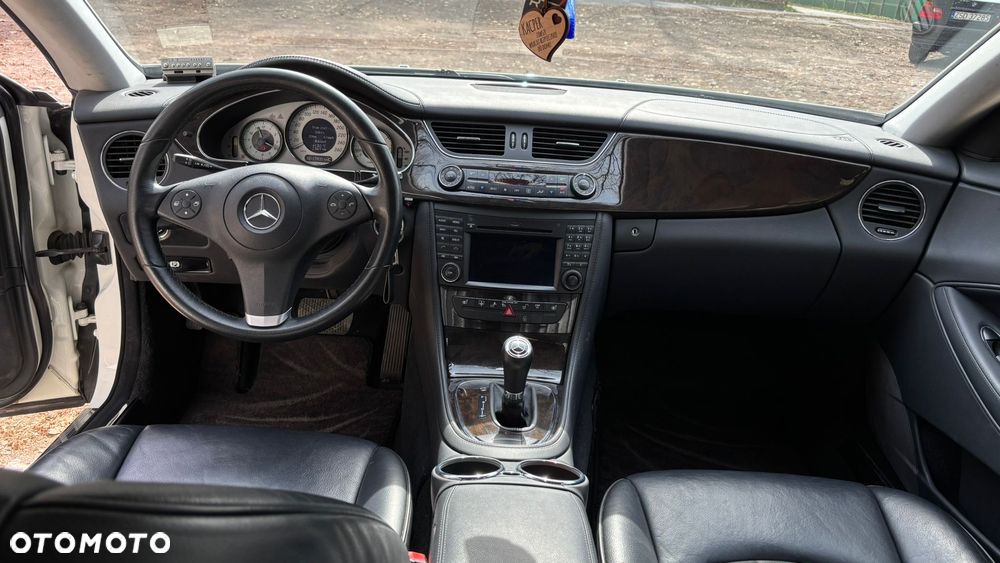 Mercedes-Benz CLS 350 - 14