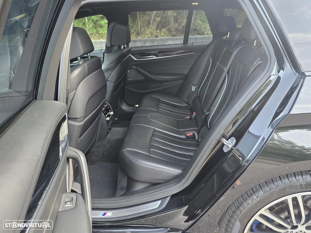 BMW 540 d xDrive Pack M Auto - 16