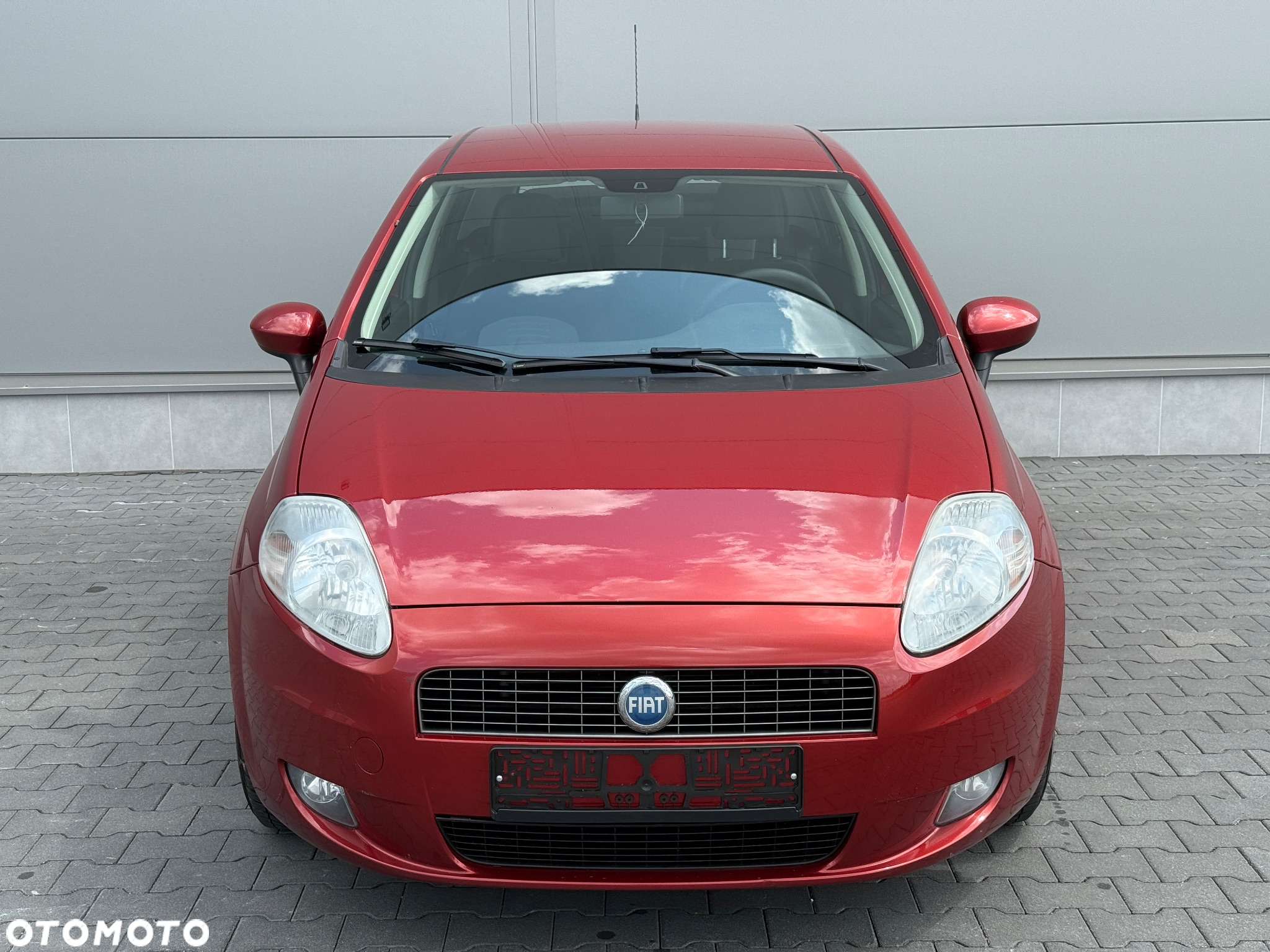 Fiat Grande Punto 1.4 8V Dualogic Dynamic - 2