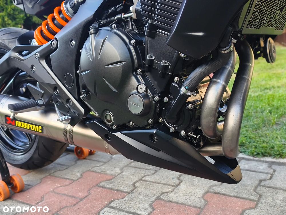 Kawasaki ER - 10