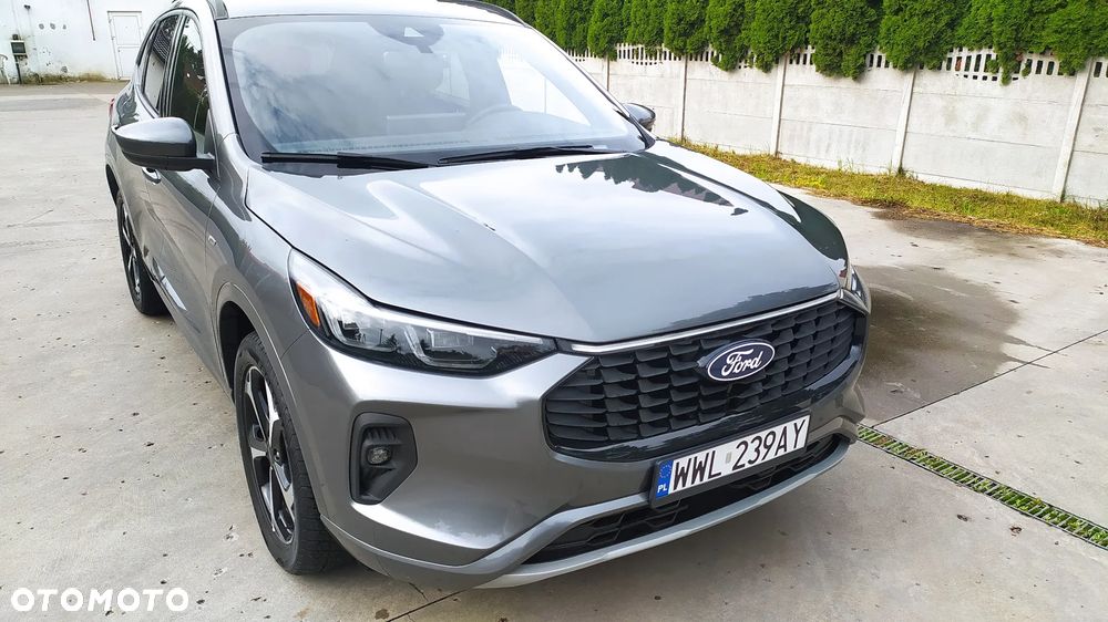 Ford Escape 2.0 EcoBoost AWD Titanium - 22