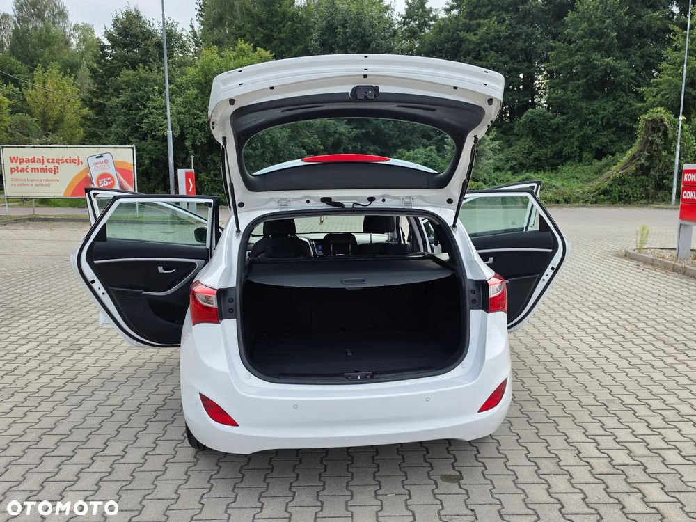 Hyundai i30 1.6 Classic - 14