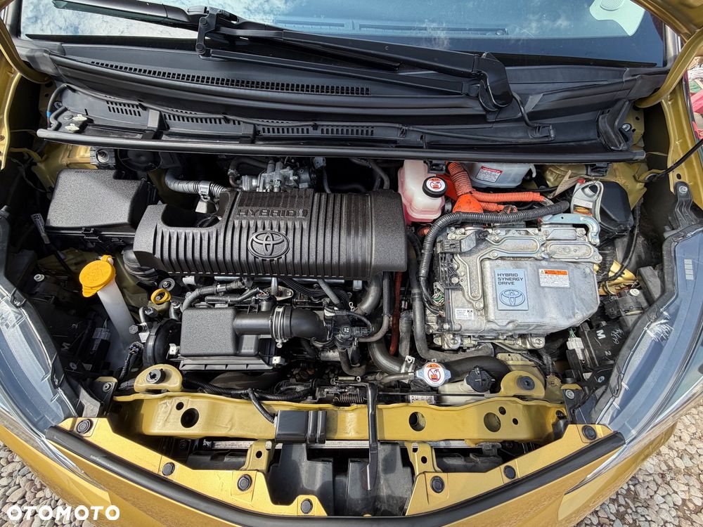 Toyota Yaris 1.5 20th Anniversary CVT - 39