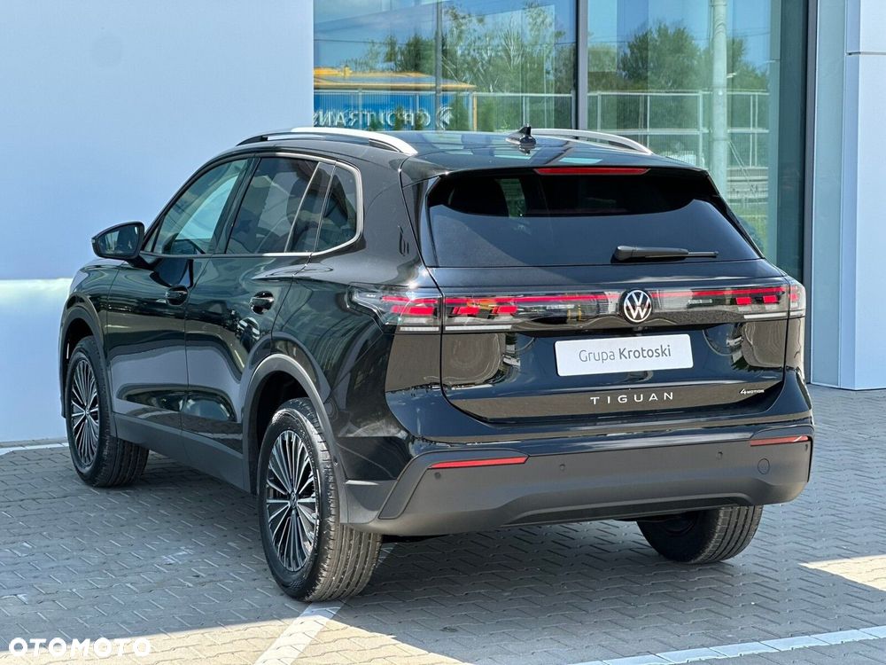 Volkswagen Tiguan - 8