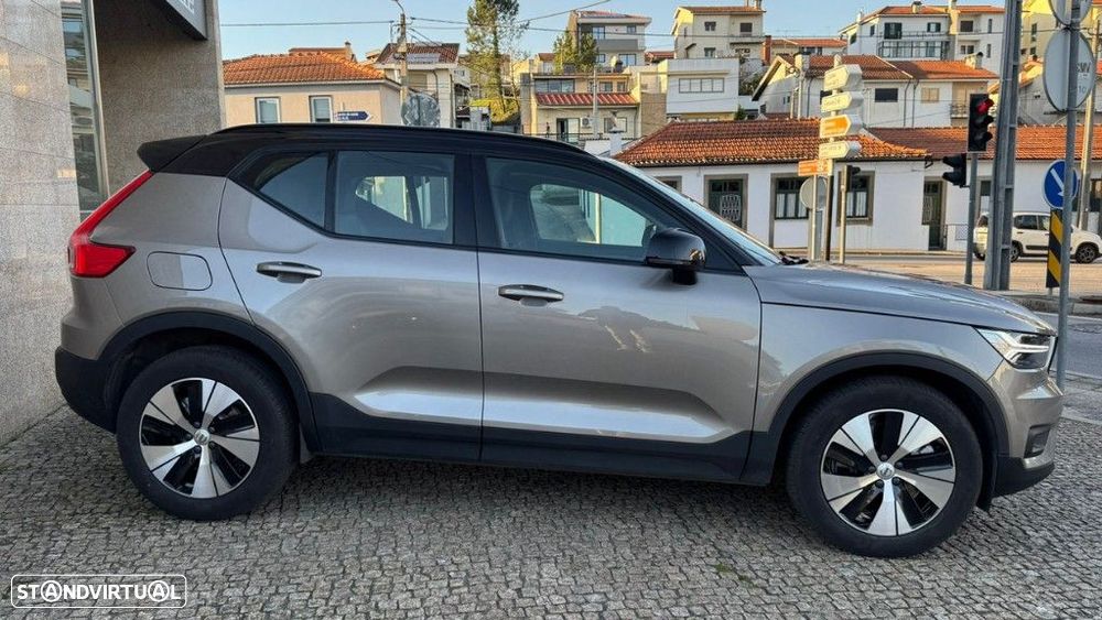 Volvo XC 40 1.5 T5 PHEV Momentum Plus - 4