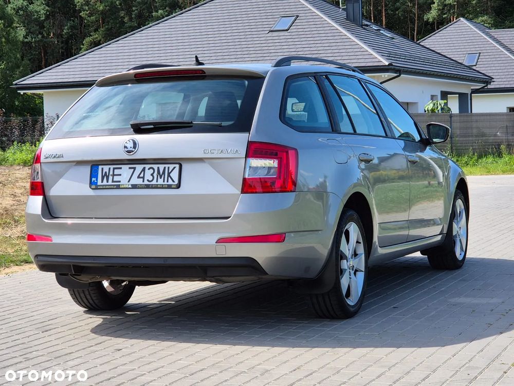 Skoda Octavia 2.0 TDI Ambition DSG - 20