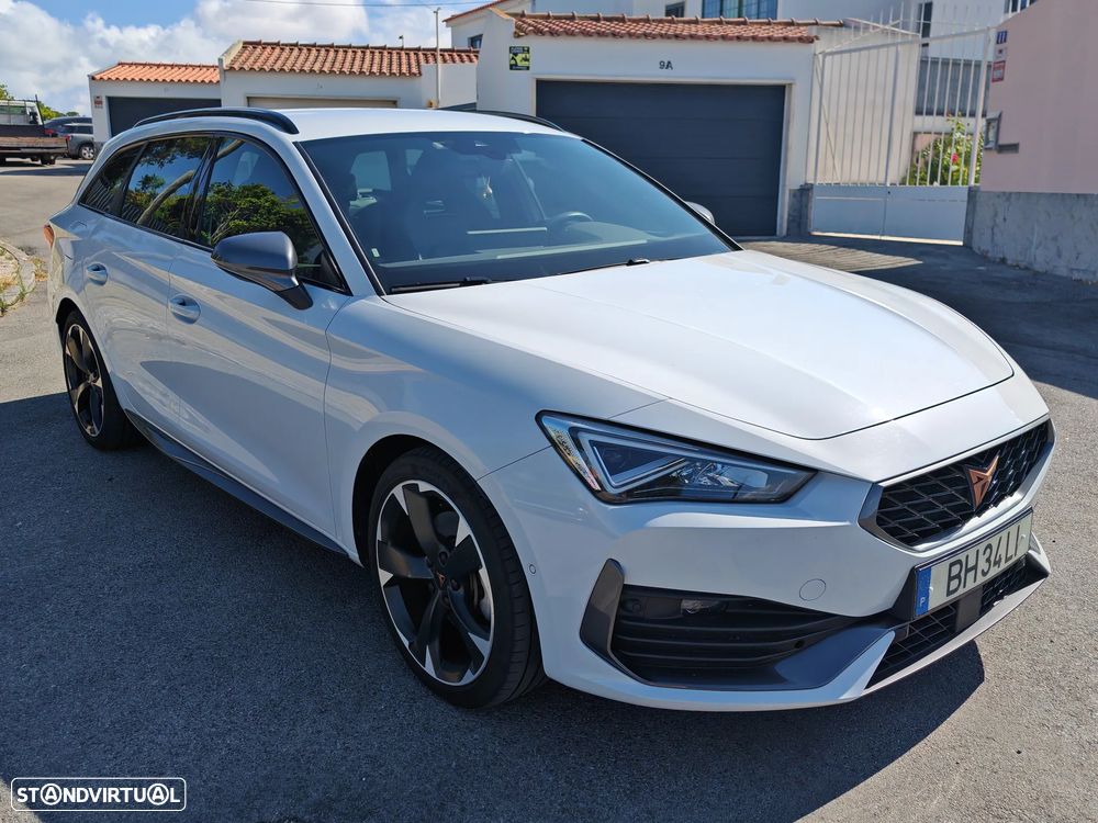 Cupra Leon ST 1.4 e-Hybrid MID DSG - 4